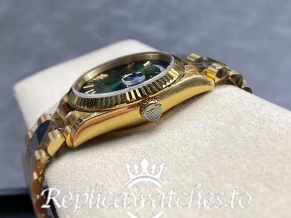 High Quality Replica Rolex Day-Date Yellow Gold 228238 0069 40mm